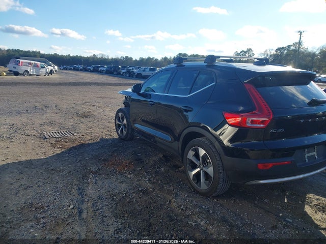 2023 VOLVO XC40 YV4L12UN0P2926079 Photo 2