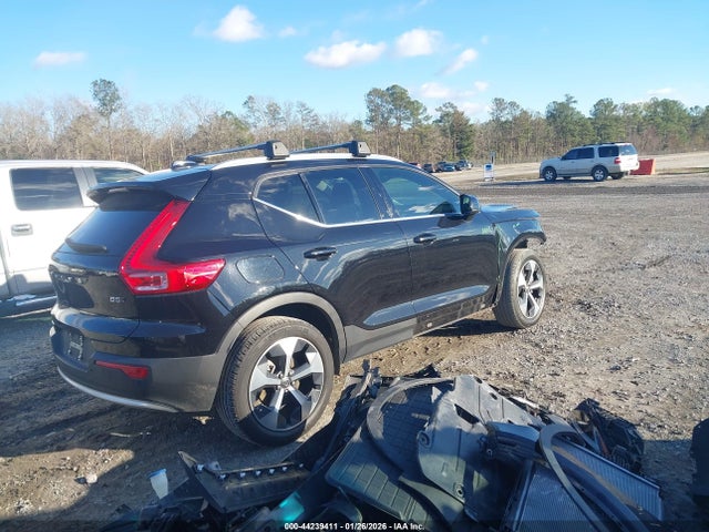 2023 VOLVO XC40 YV4L12UN0P2926079 Photo 3