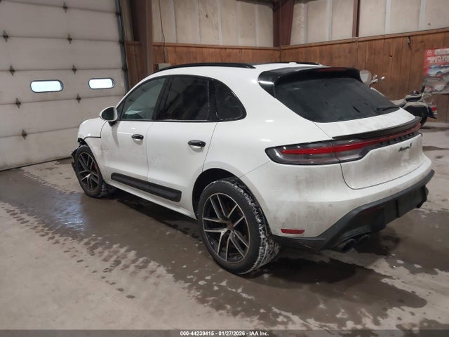 2022 PORSCHE MACAN WP1AG2A55NLB23867 Photo 2