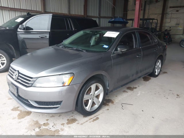 Volkswagen Passat 1.8t Se 2014 1VWBS7A35EC091063 Image 2