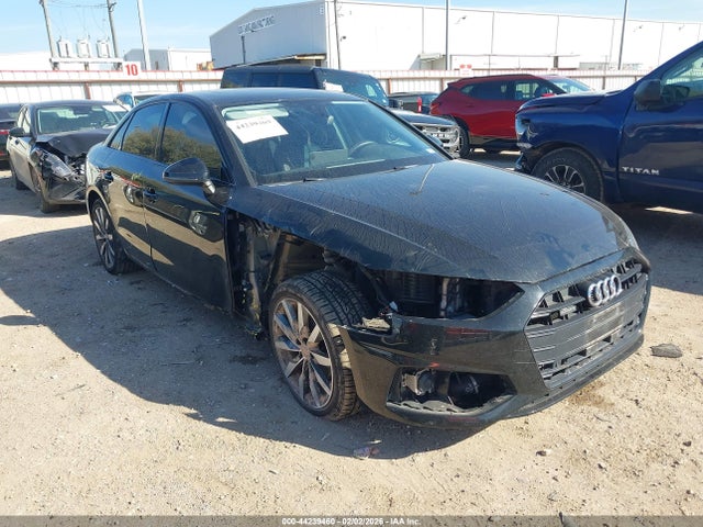 2022 AUDI A4 WAUBBAF42NA012667 Photo 0