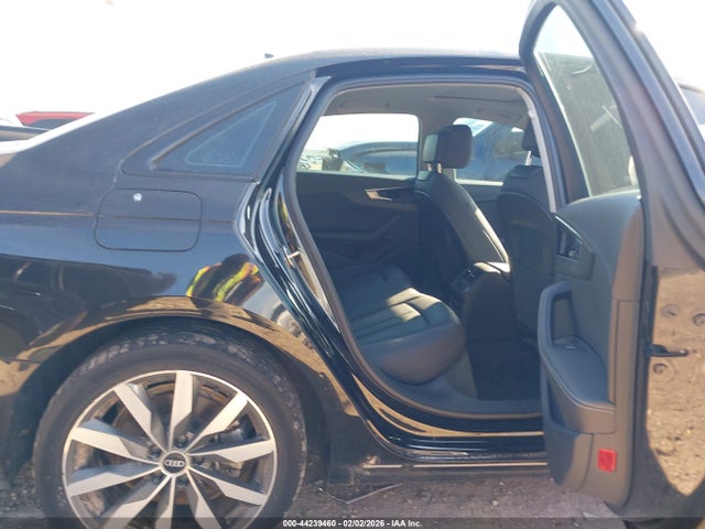 2022 AUDI A4 WAUBBAF42NA012667 Photo 7