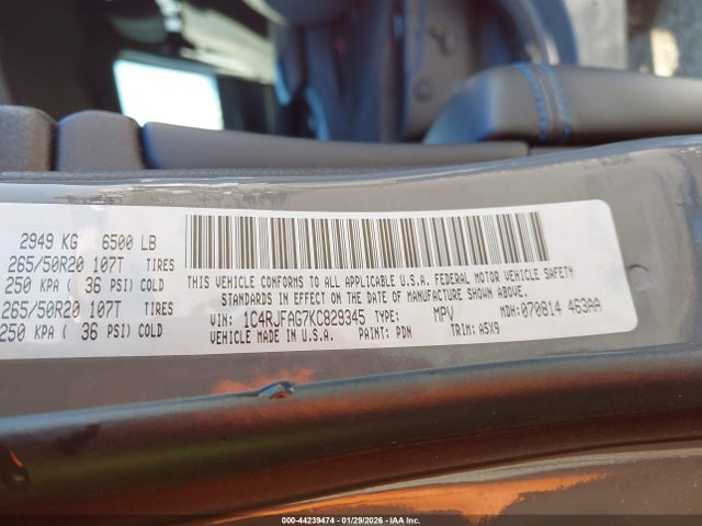 1C4RJFAG7KC829345 Jeep Grand Cherokee Upland 4x4
