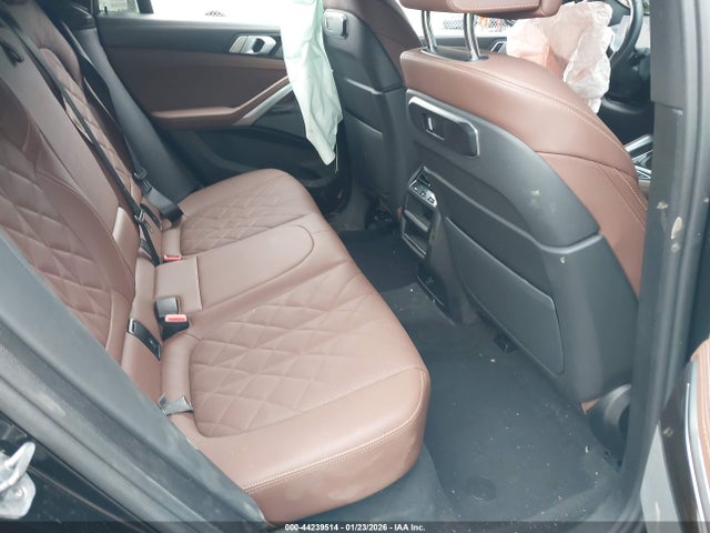 2024 BMW X6 5UX33EX01R9W10374 Photo 7