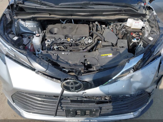 5TDJRKEC3PS177853 Toyota SIENNA XLE