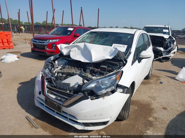 2018 NISSAN VERSA NOTE 3N1CE2CP2JL364642 Photo 1