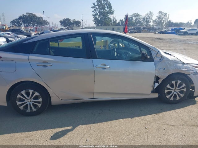 JTDKAMFP6M3178419 Toyota 2zr-fxe, 1nm+1sm