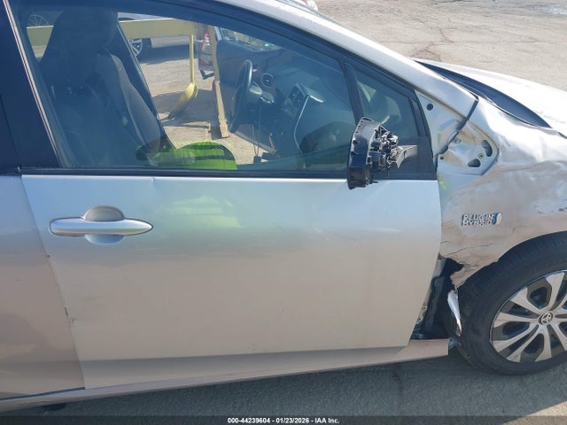 JTDKAMFP6M3178419 Toyota 2zr-fxe, 1nm+1sm