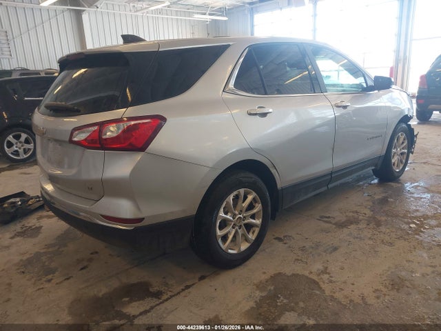 2018 CHEVROLET EQUINOX 2GNAXJEV2J6306028 Photo 3