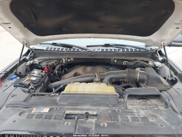 5LMJJ2LT9KEL10388 Lincoln Navigator Reserve