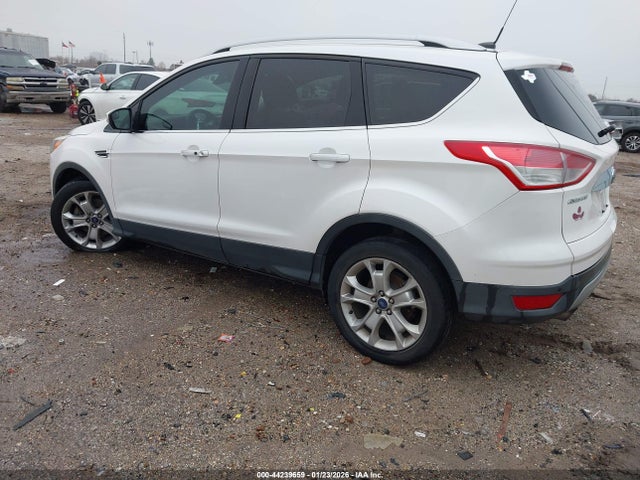 1FMCU0J98GUC91487 Ford Escape Titanium