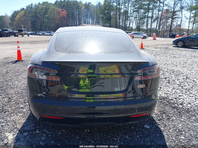 2021 Tesla Model S Plaid Tri Motor All-wheel Drive მანქანა იყიდება აუქციონზე, vin: 5YJSA1E6XMF431817, აუქციონის ნომერი: 44239683