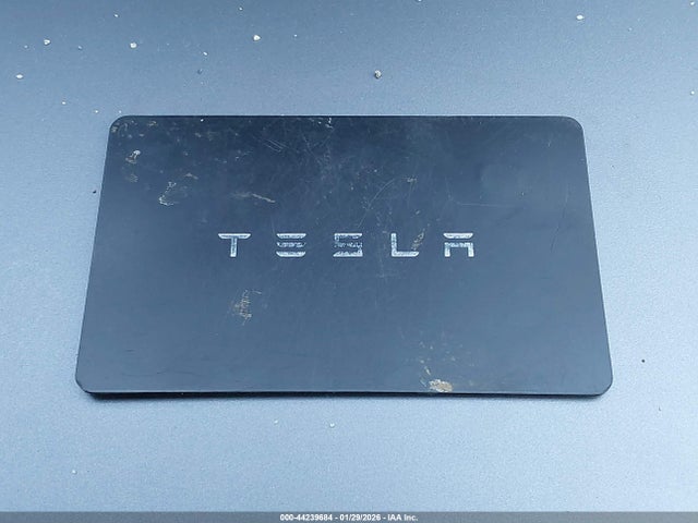 2025 TESLA MODEL Y 7SAYGDEE8SA367257 Photo 10