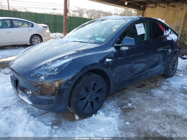 2025 TESLA MODEL Y 7SAYGDEE8SA367257 Photo 1