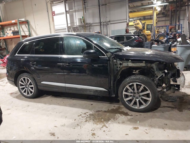 WA1LHAF74KD038417 Audi Q7 45 Premium/45 Se Premium