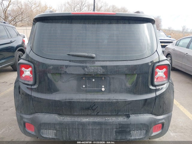 ZACCJBAT9FPC18343 Jeep Renegade Sport