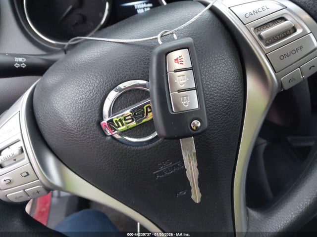 Nissan ROGUE S 2015 KNMAT2MT9FP573782 Image 11