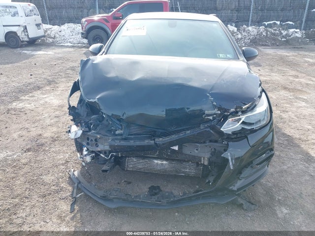 Chevrolet Cruze Lt Auto 2018 1G1BE5SMXJ7230749 Image 11