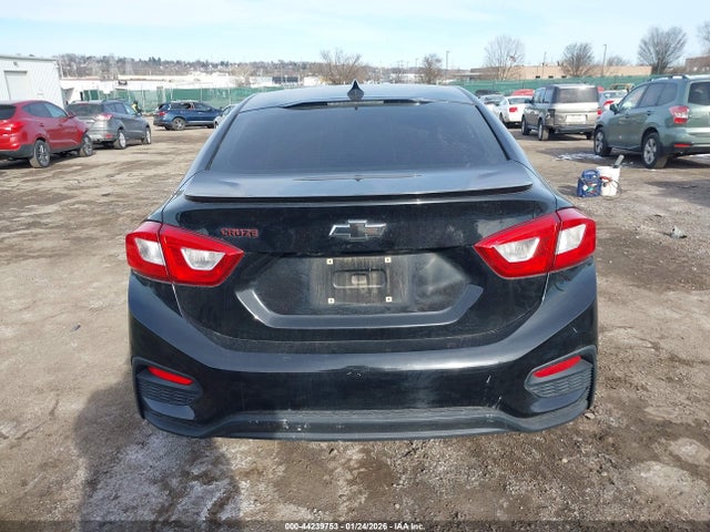 Chevrolet Cruze Lt Auto 2018 1G1BE5SMXJ7230749 Image 15