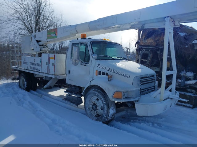 44239758 :رقم المزاد ، 2FZACGDC34AM54085 vin ، 2004 Sterling Truck Acterra مزاد بيع