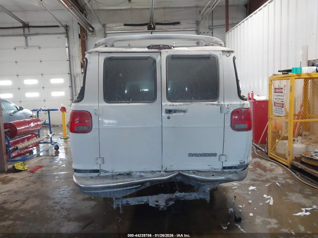 Продажа на аукционе авто 2000 Dodge Ram Wagon 3500, vin: 2B5WB35Z4YK166747, номер лота: 44239786