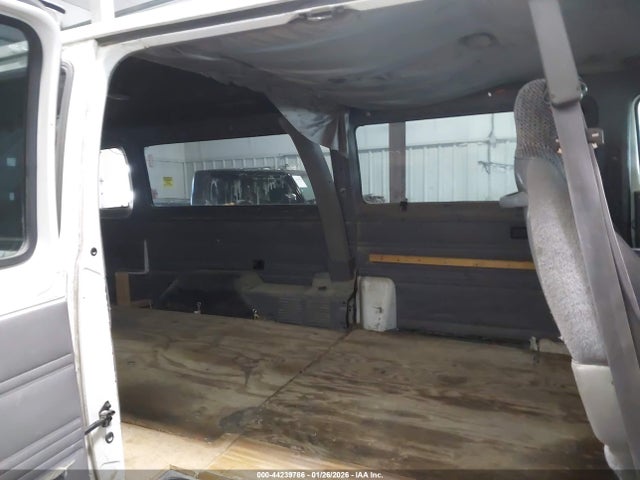 Продажа на аукционе авто 2000 Dodge Ram Wagon 3500, vin: 2B5WB35Z4YK166747, номер лота: 44239786