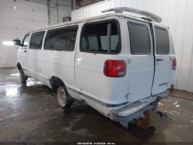 Продажа на аукционе авто 2000 Dodge Ram Wagon 3500, vin: 2B5WB35Z4YK166747, номер лота: 44239786