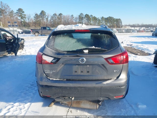 JN1BJ1CP8KW227847 Nissan Rogue Sport Sv