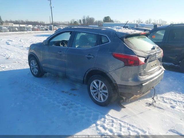 2019 NISSAN ROGUE SPORT JN1BJ1CP8KW227847 Photo 2