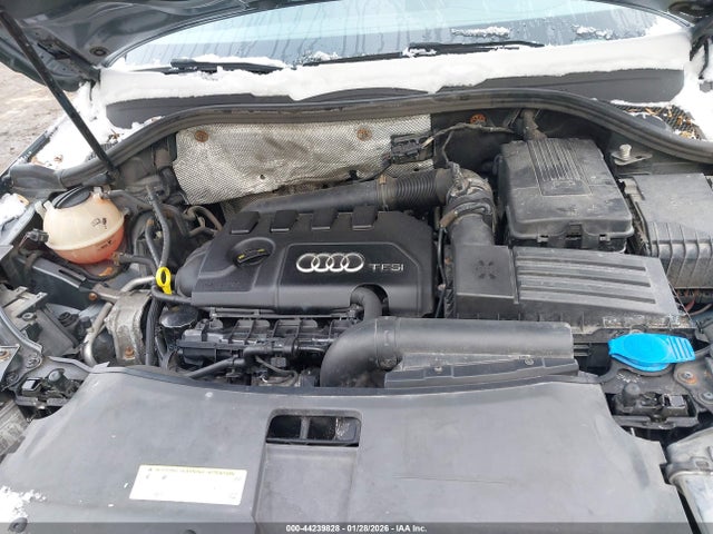 Продажа на аукционе авто 2015 Audi Q3 Premium Plus, vin: WA1EFCFS8FR005511, номер лота: 44239828