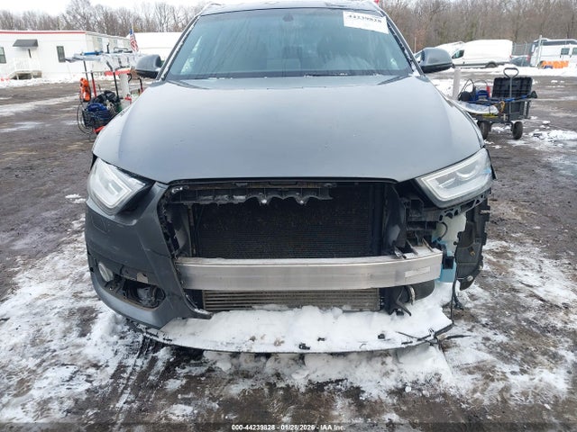 Продажа на аукционе авто 2015 Audi Q3 Premium Plus, vin: WA1EFCFS8FR005511, номер лота: 44239828