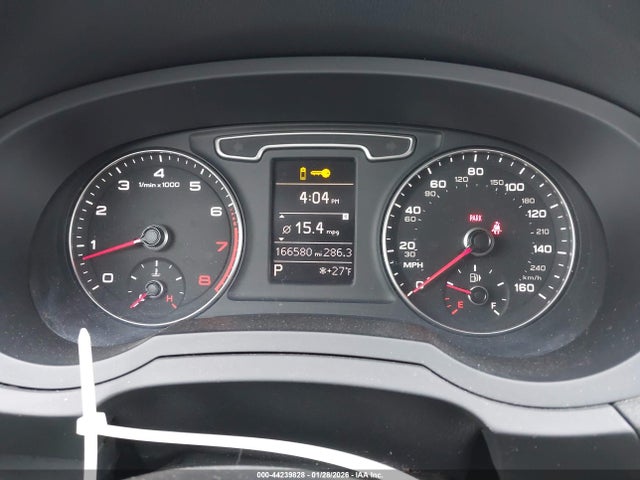 Продажа на аукционе авто 2015 Audi Q3 Premium Plus, vin: WA1EFCFS8FR005511, номер лота: 44239828