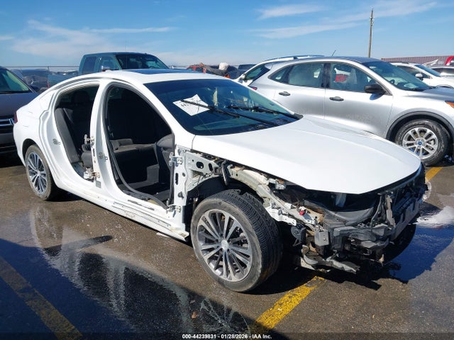 Auction sale of the 2018 Buick Regal Sportback Preferred Ii, vin: W04GM6SX5J1118146, lot number: 44239831
