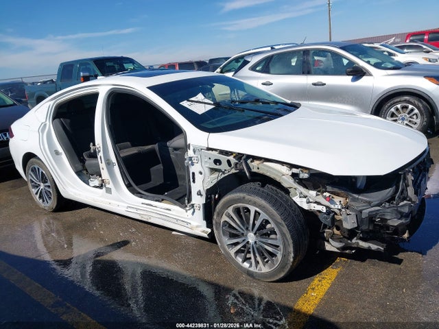 Продажа на аукционе авто 2018 Buick Regal Sportback Preferred Ii, vin: W04GM6SX5J1118146, номер лота: 44239831
