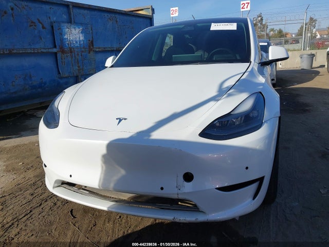 7SAYGDEFXNF484838 Tesla Model Y