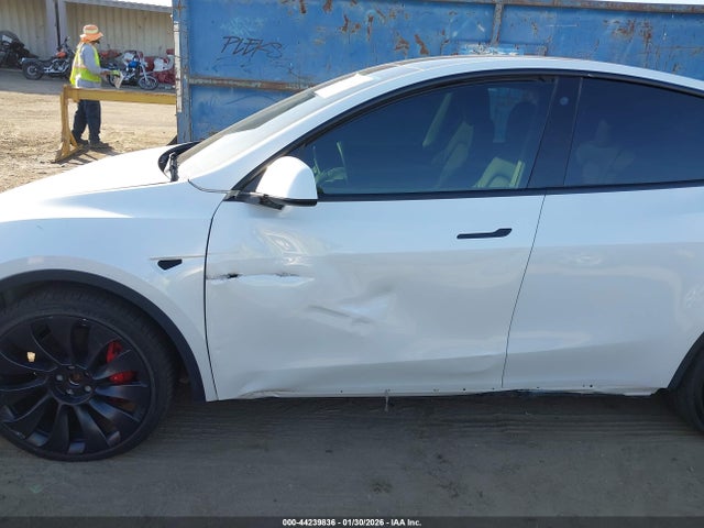 2022 TESLA MODEL Y 7SAYGDEFXNF484838 Photo 5