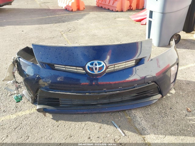 Toyota Prius Three 2014 JTDKN3DU9E0356673 Image 18