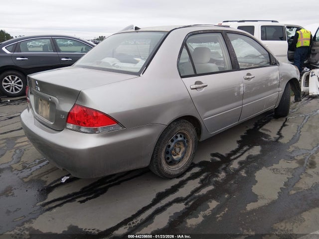 2004 MITSUBISHI LANCER JA3AJ26E64U011162 Photo 3