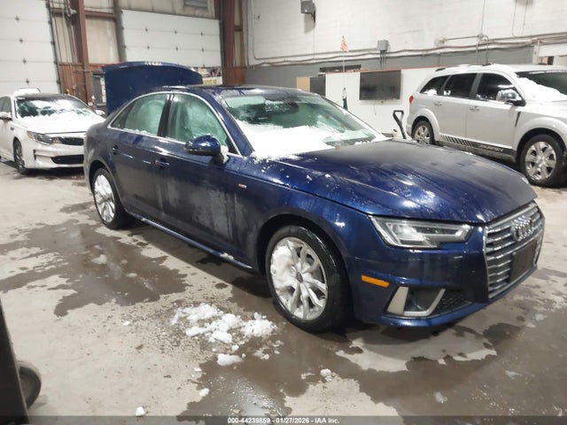2019 AUDI A4 WAUENAF40KN019383 Photo 0