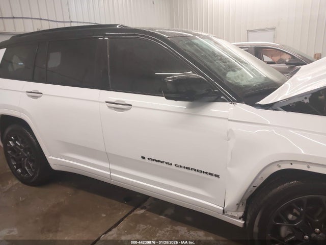 Auction sale of the 2025 Jeep Grand Cherokee L Summit Reserve 4x4, vin: 1C4RJKEGXS8696604, lot number: 44239876