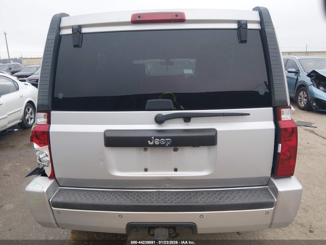 44239891 :رقم المزاد ، 1J8HH48K08C158527 vin ، 2008 Jeep Commander Sport مزاد بيع