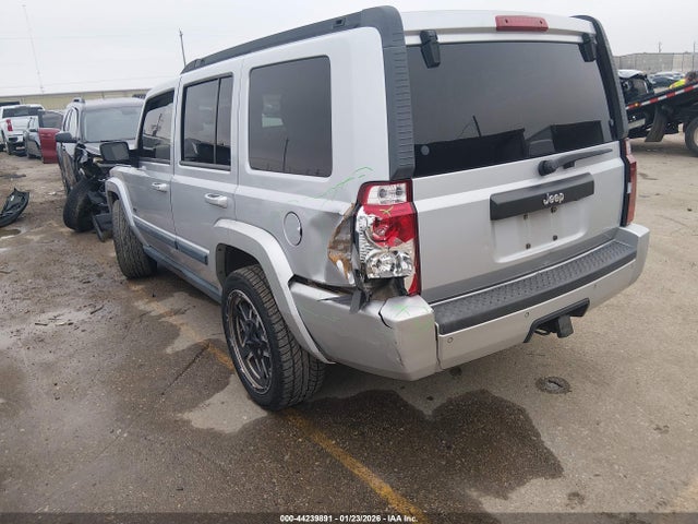 44239891 :رقم المزاد ، 1J8HH48K08C158527 vin ، 2008 Jeep Commander Sport مزاد بيع