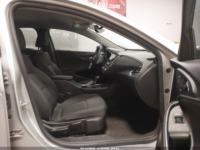 1G1ZE5ST1HF116564 Chevrolet MALIBU 1LT