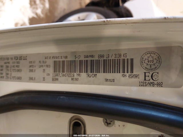 44239950 :رقم المزاد ، 1C6RR7LT0HS765518 vin ، 2017 Ram 1500 Slt مزاد بيع