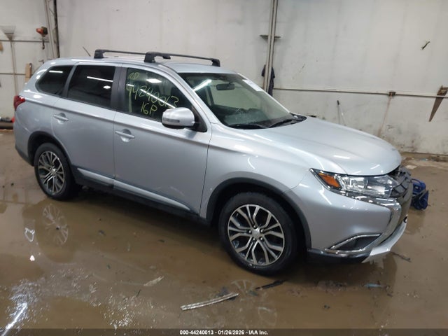 2016 MITSUBISHI OUTLANDER JA4AZ3A32GZ016558 Photo 0