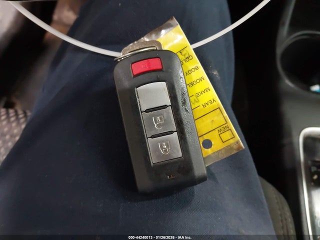 2016 MITSUBISHI OUTLANDER JA4AZ3A32GZ016558 Photo 10