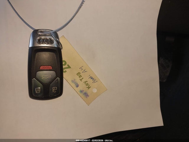 2017 AUDI A4 WAUENAF4XHN063111 Photo 10