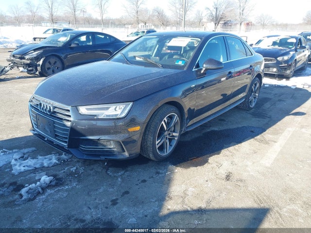 2017 AUDI A4 WAUENAF4XHN063111 Photo 1