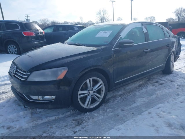 44240032 :رقم المزاد ، 1VWBT7A30FC051312 vin ، 2015 Volkswagen Passat 1.8t Se مزاد بيع