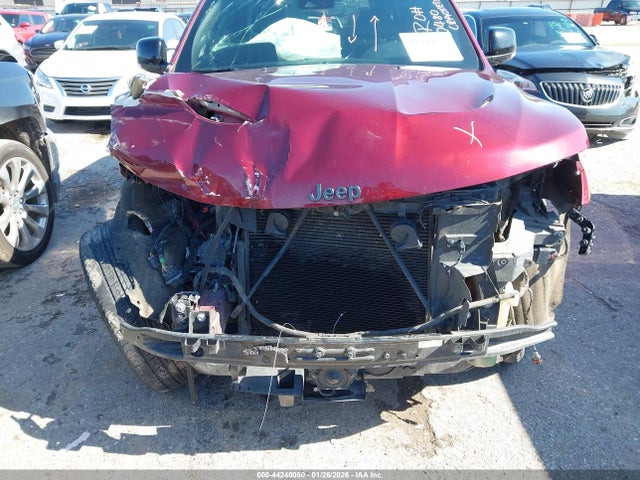 2020 JEEP GRAND CHEROKEE 1C4RJEBG3LC139733 Photo 5